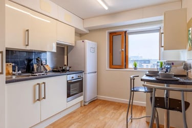 1 bed studio, Crown Place, East Reading, Reading, RG15AE - Image 1